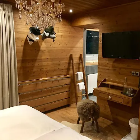 Alpin Hotel Garni Eder - Private Living 3* Mayrhofen