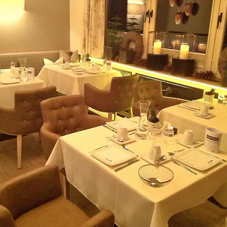 Alpin Garni Eder - Private Living Hotell 3*