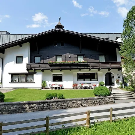 Alpin Garni Eder - Private Living Майрхофен