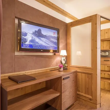 Alpin Garni Eder - Private Living 3*