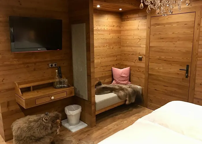 Hotel Alpin Garni Eder - Private Living Mayrhofen